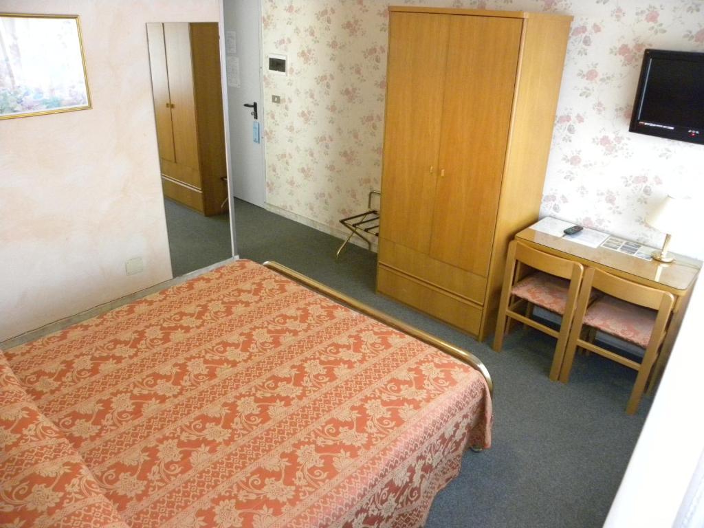 Hotel Rosengarten Pavia Kamer foto