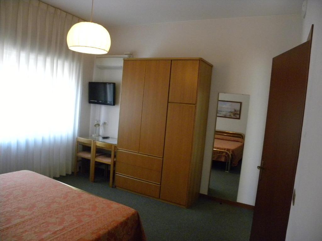 Hotel Rosengarten Pavia Kamer foto