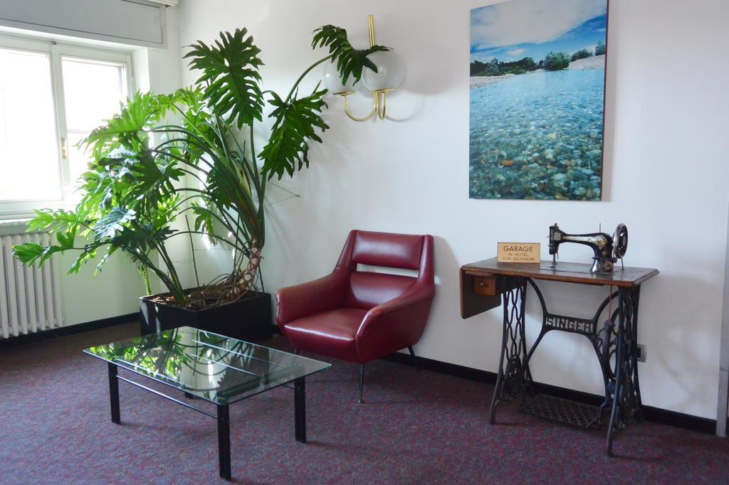 Hotel Rosengarten Pavia Buitenkant foto